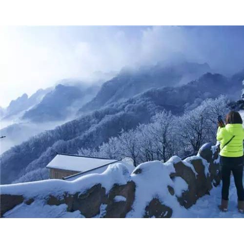 看到雪后老君山的一瞬间，你会get到冬天真正的美